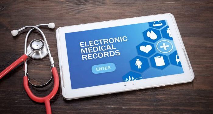 Best EMR/EHR System | Electronic Medical Record Systems - Smart Clinix